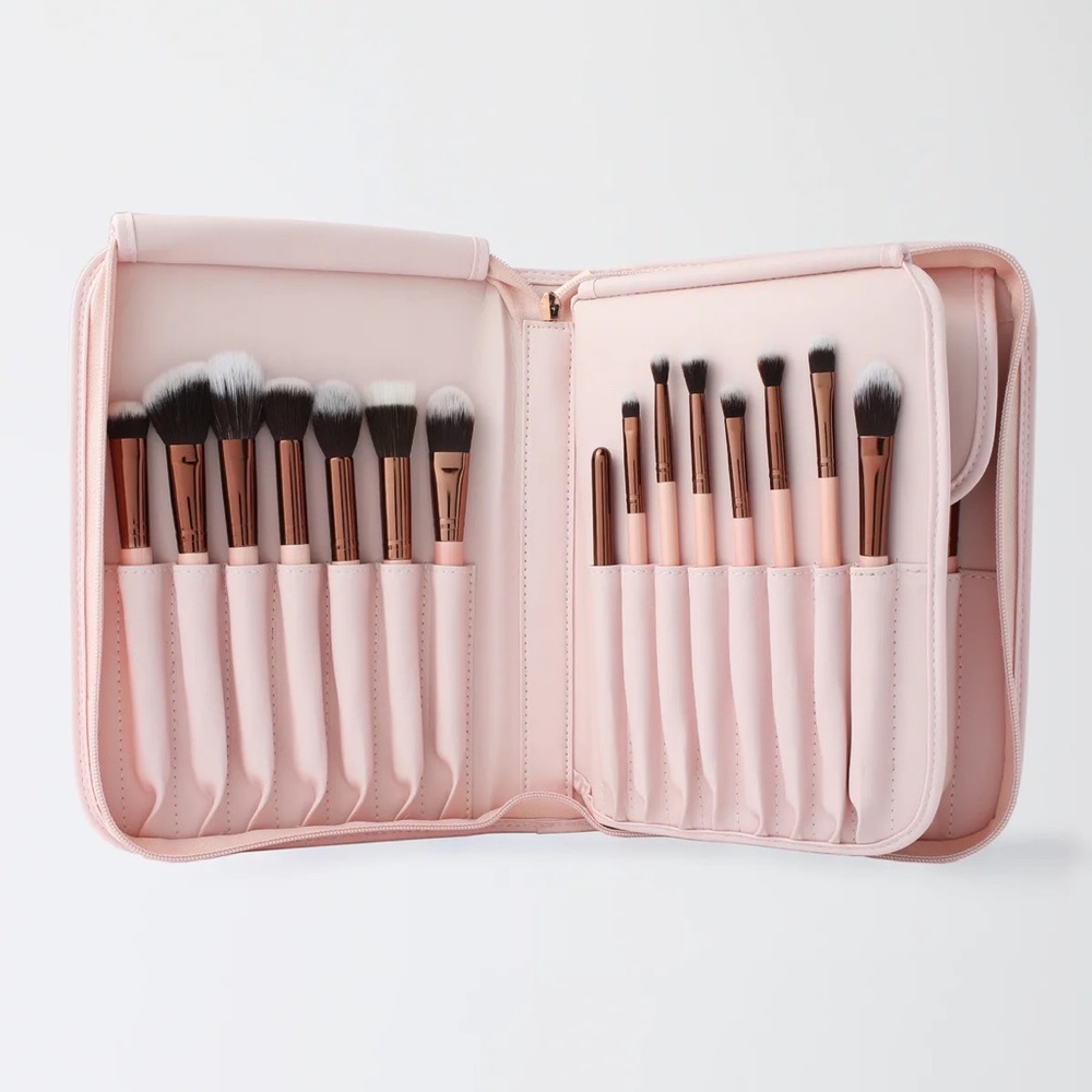 LUXIE | ✨Rose Gold✨ | 30-Piece Brush Set + Case (Brand New!) 💕 - Picture 2 of 11
